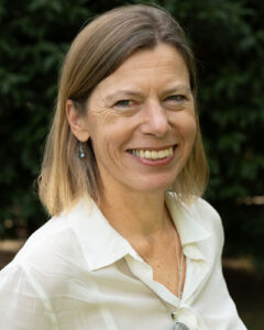 Adriana-de-Ruiter-II-(002)